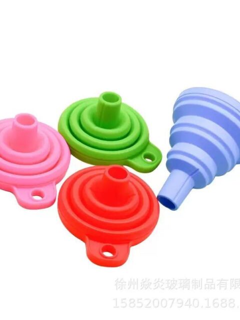 Silicone funnel